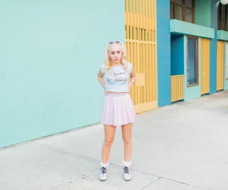 Kali Uchis ft Snoop Dog – On Edge vfdfvfdvd