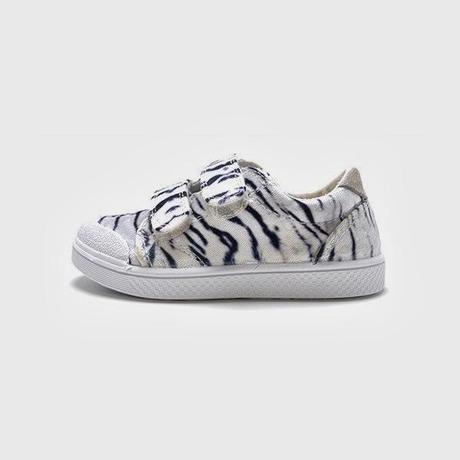 http://www.mylittlesquare.com/fr/chaussures-filles/2956-tennis-velcros-tigre-blanc.html?nosto=productpage-nosto-2#