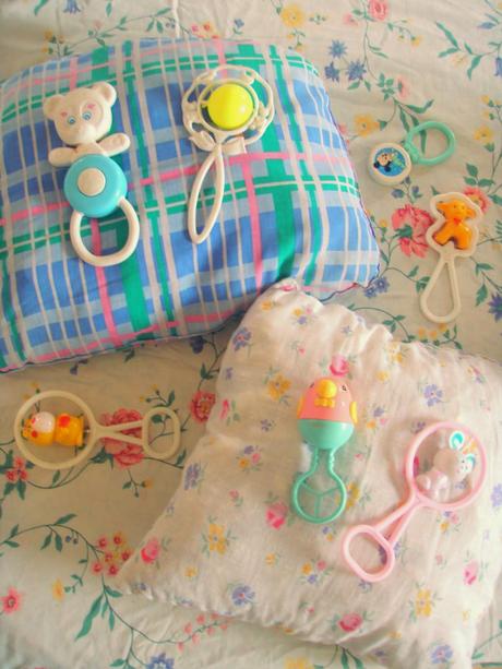 Les Hochets Vintages. Les Hochets Vintages.