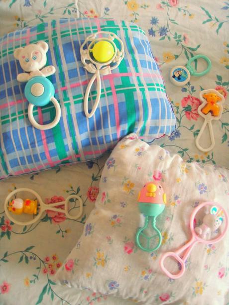 Les Hochets Vintages. Les Hochets Vintages.