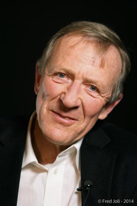 Bientôt en vidéo, « La guerre légendée par le droit » Yves Sandoz