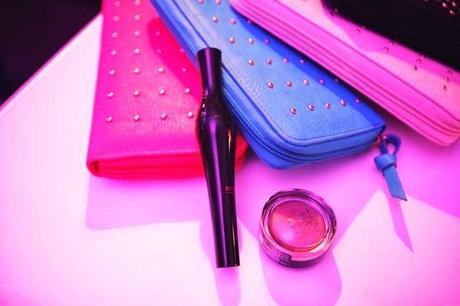 THINGS I LOVE #1 - RED & PINK THINGS I LOVE #1 - RED & PINK
