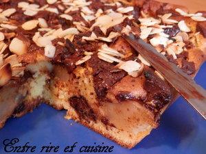 Gâteau moelleux aux Poires aux gros morceaux de Chocolat : succulent ! Absolument délicieux...
