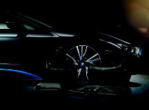 Quand Louis Vuitton et BMW collaborent : l’Art du voyage prend tout son sens I8_LV_Ensamble