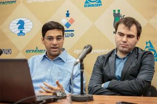 Le sourire éloquent du Russe Vladimir Kramnik qui vient de battre ronde 2 son compatriote Sergey Karjakin - Photo © ChessBase