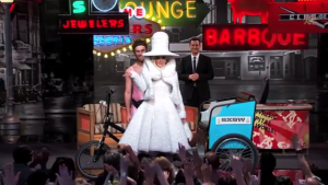 Lady Gaga s’habille en upcyclé!