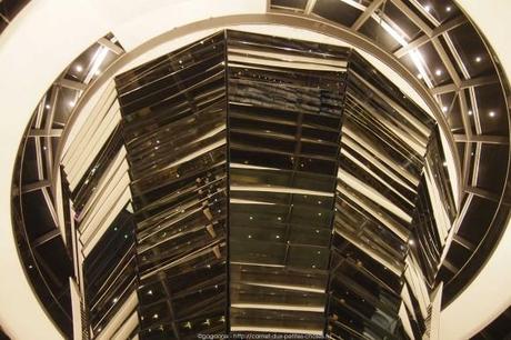 Visite du Reichstag en nocturne et balade architecturale dans le quartier du Gouvernement à Berlin autour-du-reichstag-en-nocturne-51_gagaone