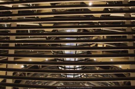 Visite du Reichstag en nocturne et balade architecturale dans le quartier du Gouvernement à Berlin autour-du-reichstag-en-nocturne-36_gagaone
