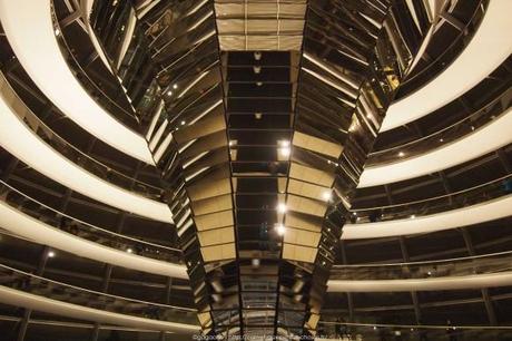 Visite du Reichstag en nocturne et balade architecturale dans le quartier du Gouvernement à Berlin autour-du-reichstag-en-nocturne-30_gagaone