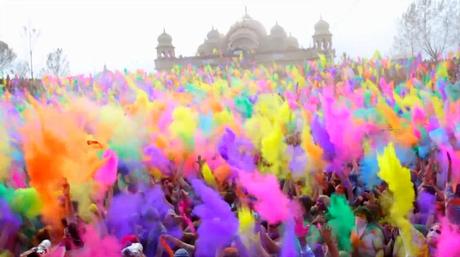 Holi, la fête des couleurs en Inde Holi, la fête des couleurs en Inde