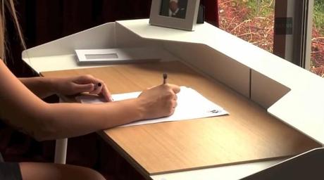 Le bureau Miss Moneypenny par Ralph Kraeuter Le bureau Miss Moneypenny par Ralph Kraeuter