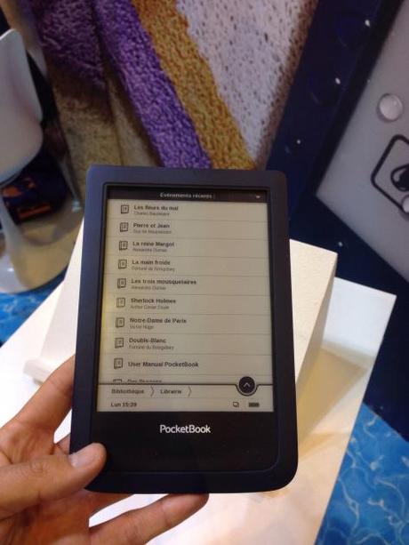 La Pocketbook Aqua, la première liseuse étanche ! 20140323-122820.jpg