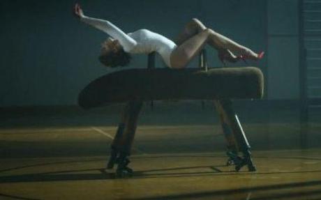 Kylie Minogue « Sexercize » dans son nouveau clip