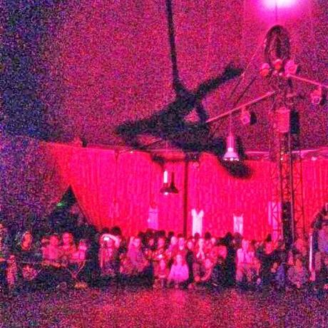 Le Cabaret Électrique du Cirque Électrique Le Cabaret Électrique du Cirque Électrique