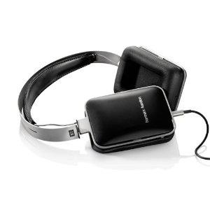 Quels sont les 5 meilleurs casque audio pour iPad en 2014 le casque sans-fil harman bt exploite la technologie bluetooth, et est compatible avec les codecs apt-x/aac. bien conçu, il adopte des transducteurs de 40 mm, et des coques en métal poli. autonomie de 12 heures, et micro + télécommande sur oreillette...