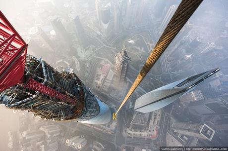 shanghai-tower-climb-pictures-vadim-makhorov-6