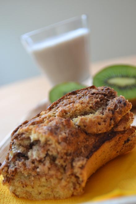 Le jeudi, c’est Veggie ! #25 Un gâteau sans oeuf et sans lait pour le goûter DSC_0046