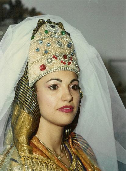 Voici Mesdames, comment vous voit le Talmud. Voici Mesdames, comment vous voit le Talmud.