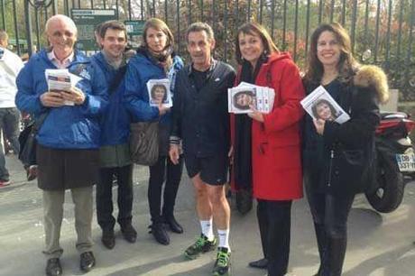 Dernière minute (2/04/2014) Ces courageux citoyens viennent d'arrêter un voyou qui tentait de s'enfuir en jogging, bravo à eux !