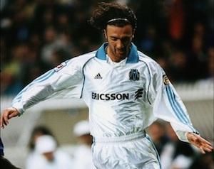 Le catogan, la solution capillaire des sportifs aux cheveux longs? Archives