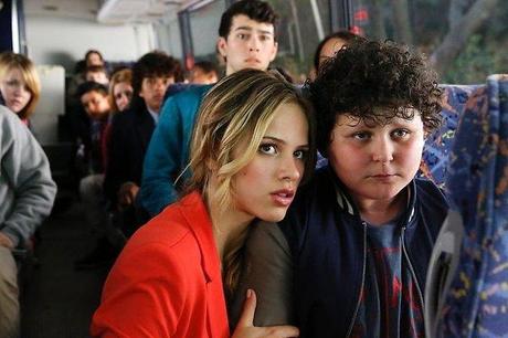 Crisis (2014) : otages de luxe; parents prêts à tout Crisis (2014) : otages de luxe; parents prêts à tout