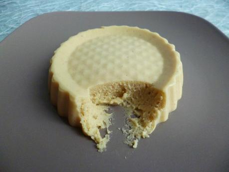 cheesecake diététique hyperprotéiné au lait d'amande et de noisette (sans oeufs, sans beurre et sans cuisson) P1130025