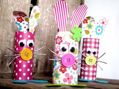 Préparer Pâques avec les enfants : des lapins en origami et des tee-shirt à colorier Préparer Pâques avec les enfants : des lapins en origami et des tee-shirt à colorier