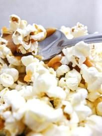 Glace aux pop corns et caramel au beurre salé Glace aux pop corns et caramel au beurre salé