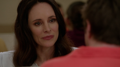 Les critiques // Revenge : Saison 3. Episode 18. Blood. Les critiques // Revenge : Saison 3. Episode 18. Blood.
