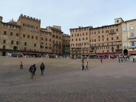 41 élèves, la Toscane et moi et moi et moi... La Piazza del Campo, Sienne