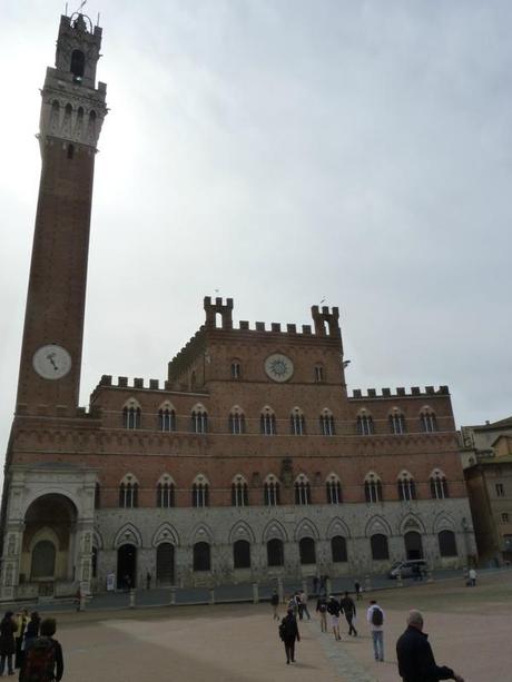 41 élèves, la Toscane et moi et moi et moi... Le Palazzo Pubblico, Sienne