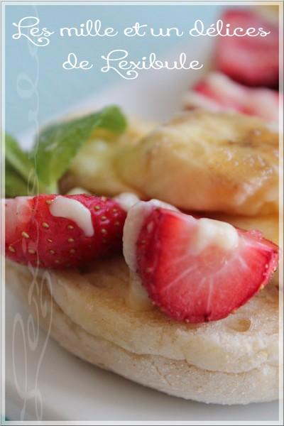 ~Pizza fraises, bananes et chocolat blanc~ ~Pizza fraises, bananes et chocolat blanc~