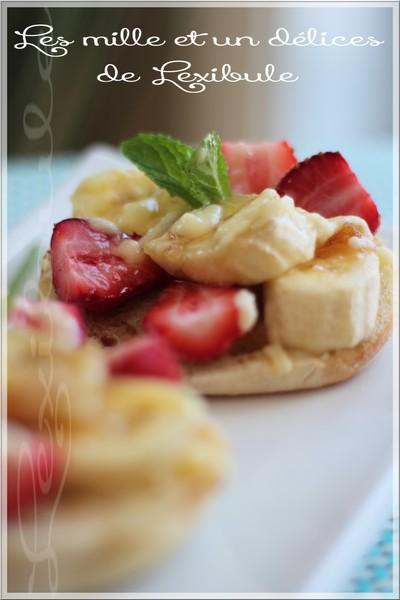 ~Pizza fraises, bananes et chocolat blanc~ ~Pizza fraises, bananes et chocolat blanc~