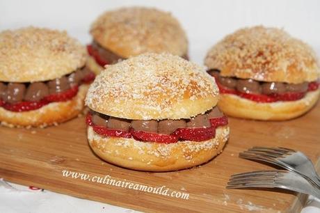 Hamburger brioché au chocolat, fraise et citron