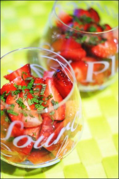 Les choses les plus simples sont souvent les meilleures (fraises au sucre) SONY DSC