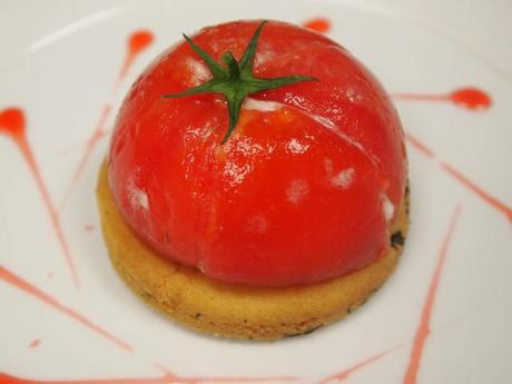 Le Pergolèse petales de tomates confites Le Pergolèse petales de tomates confites