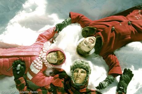 Une photographe vit avec une famille en plastique depuis 14 ans SuzanneHeintz8