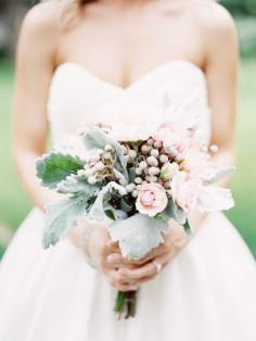 unusual-wedding-bouquets