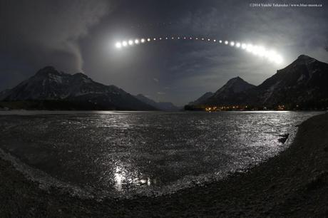 Eclipse totale de Lune du 15 avril 2014 photographiée par Yuichi Takasaka