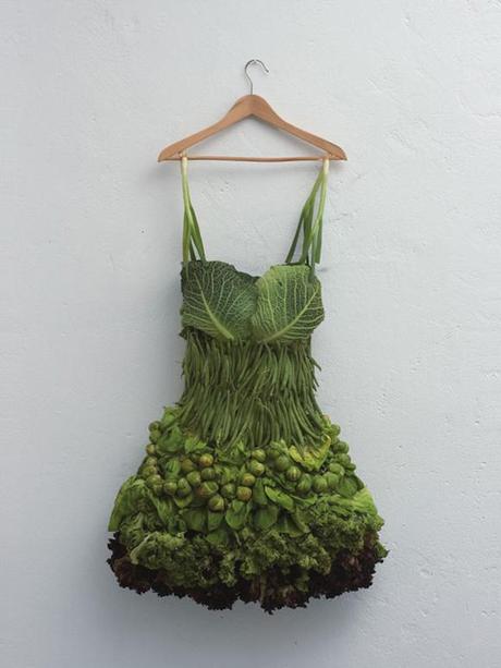 sarah-illenberg_robe Talent à suivre : La série photo « Tutti frutti » de Sarah Illenberger