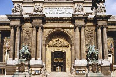 168° Le Palais de la Découverte menacé.