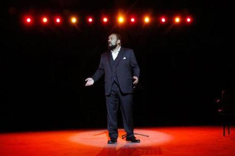 DIEUDONNE. Asu Zoa: l’humoriste fait (encore) le plein au Zénith de Strasbourg Dieudonné