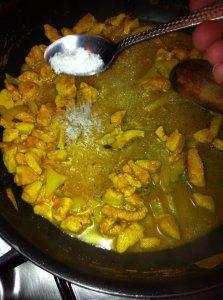 Crêpes farcies au poulet au curry
