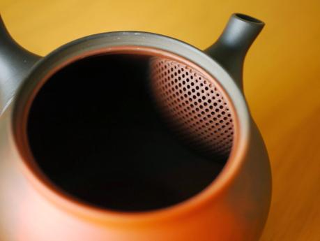 Quatre théières Tokoname par Shôryû, techniques de cuisson Quatre théières Tokoname par Shôryû, techniques de cuisson