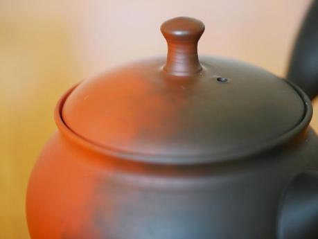 Quatre théières Tokoname par Shôryû, techniques de cuisson Quatre théières Tokoname par Shôryû, techniques de cuisson