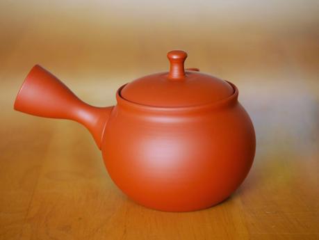 Quatre théières Tokoname par Shôryû, techniques de cuisson Quatre théières Tokoname par Shôryû, techniques de cuisson