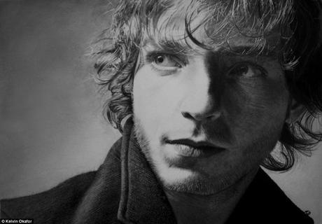 Dessins hyper réalistes en crayons à papier ! © Kelvin Okafor