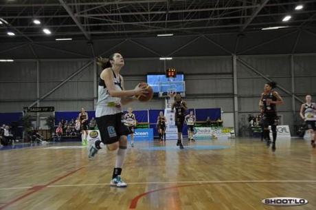 Challenge Round : Lyon passe dans la douleur, Nantes-Rezé n'a pas tremblé Sarah-MICHEL--Nantes-Reze--vs.-Charleville_Laury-MAHE.jpg