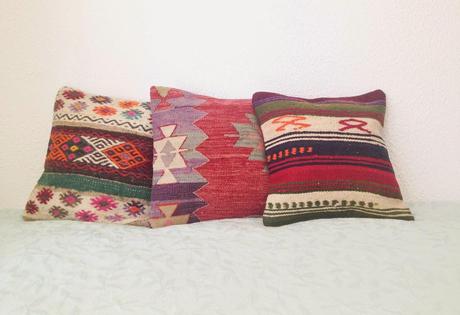 De la nécessité du coussin Kilim Coussin Kilim ©loversofmint