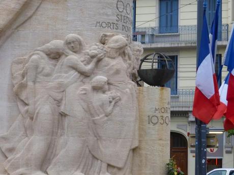 Sculptures de Saint-Etienne P1010254